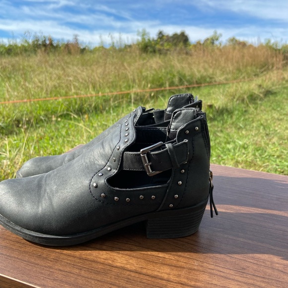 Seven booties - Picture 2 of 5